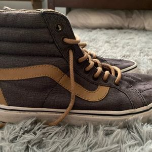 Vans of the wall skater shoes